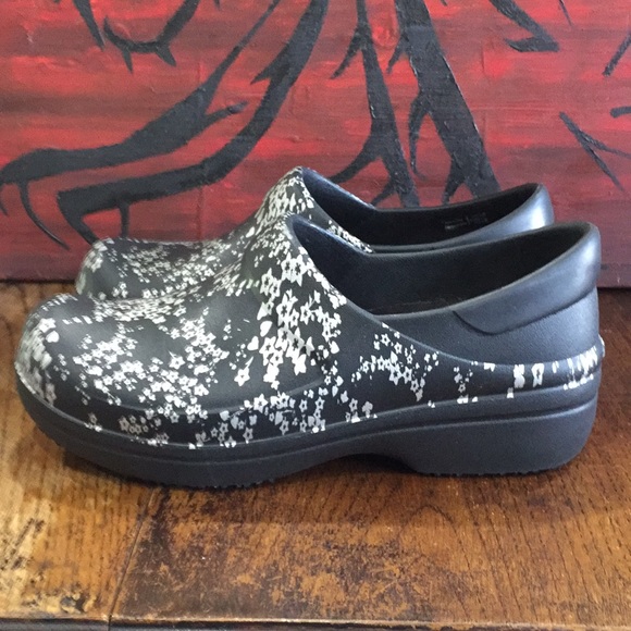 Crocs Triple Confort Women’s Size 9 - Picture 2 of 8